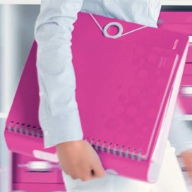 Папка-регистратор LEITZ 'Active WOW', механизм 180°, полифом, 82 мм, розовая, 11060023