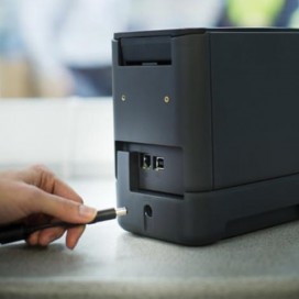 Принтер этикеток BROTHER PT-P900W, ширина ленты 3,5-36 мм, до 80 мм/сек., разрешение 360 т/дс, Wi-Fi, PTP900WR1